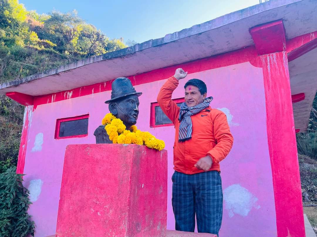सहिद कामी बुढालाई श्रदाञ्जली अर्पण गर्दै नवनिर्वाचित सांसद केसीले भने सहिदले देखाएको बाटोमा हिड्छु